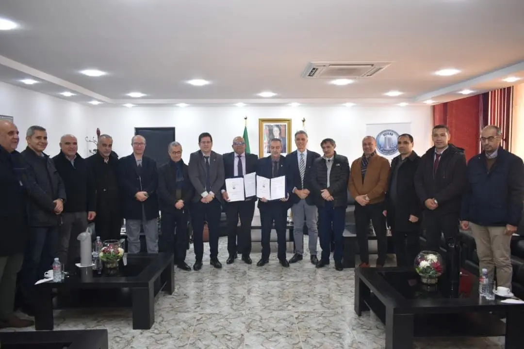 Les représentants d’Education Tech et de l’USTO-MB, conventions de partenariat signées, à Oran.